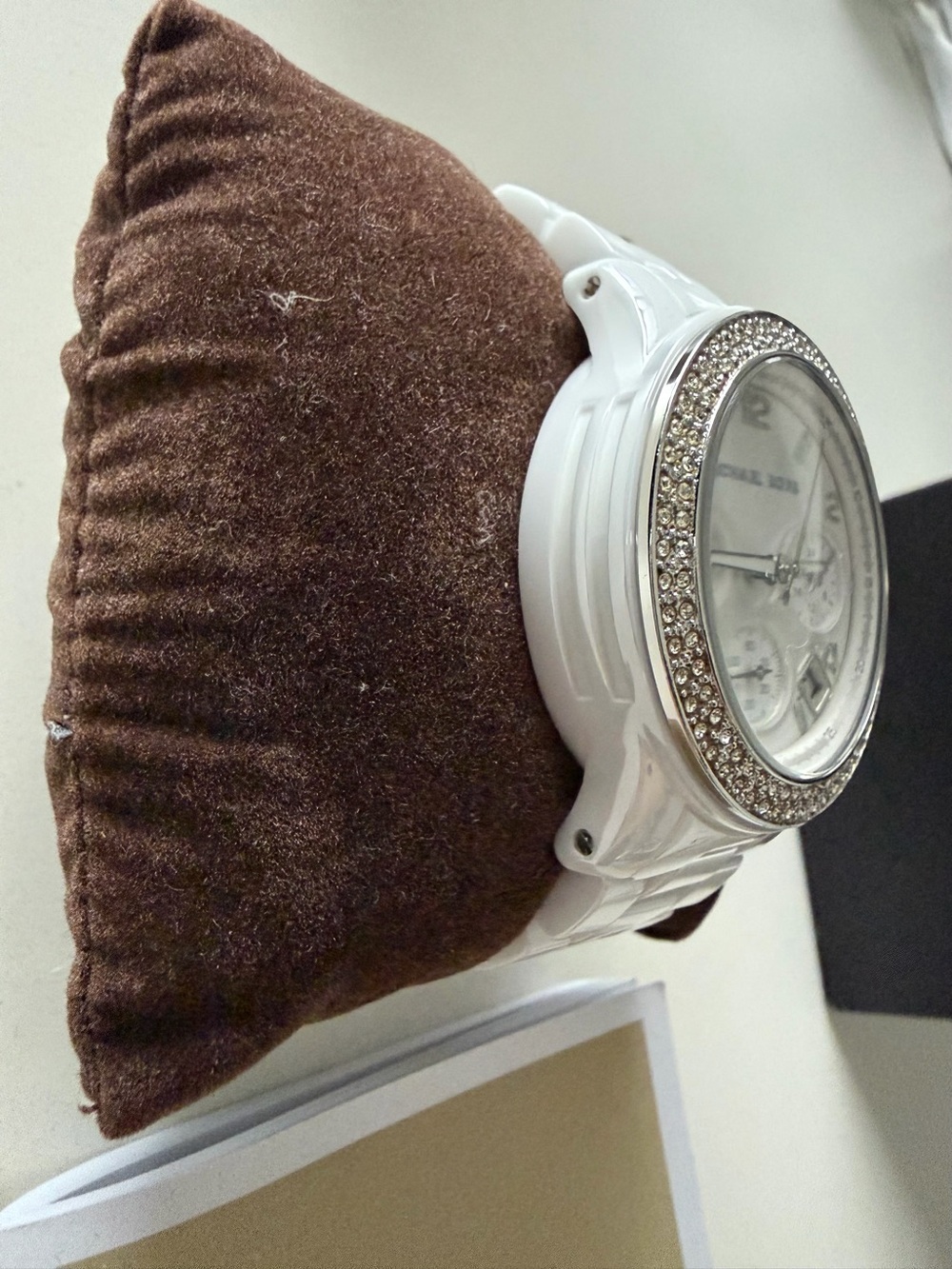 Michael Kors MK5188 Ladies White Ceramic Watch Silver Swarovski Crystals Bezel - Picture 9 of 13